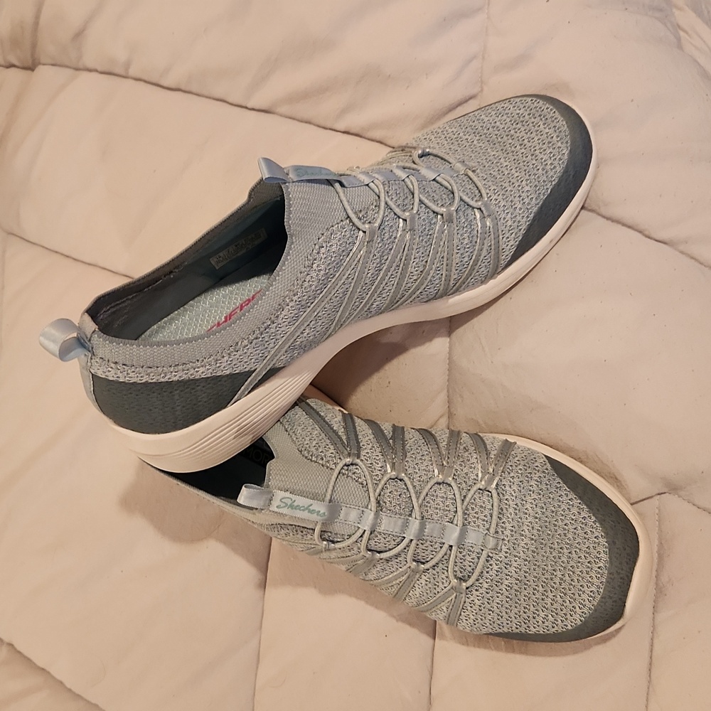 Ladies Skechers